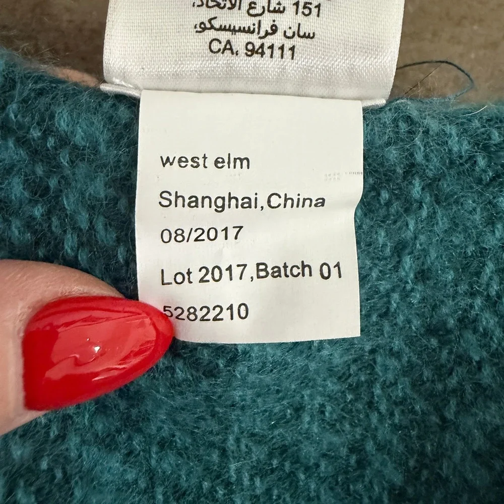 West Elm 44x56 Throw Blanket Tassel Fringe Textured Knit Acrylic Teal Blue 2017